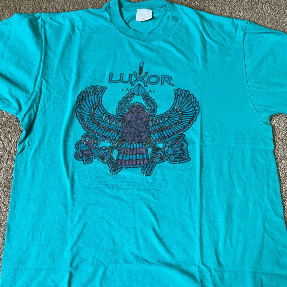 Vintage Luxor casino t shirt